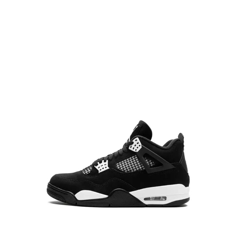 Air Jordan 4 "White Thunder"
