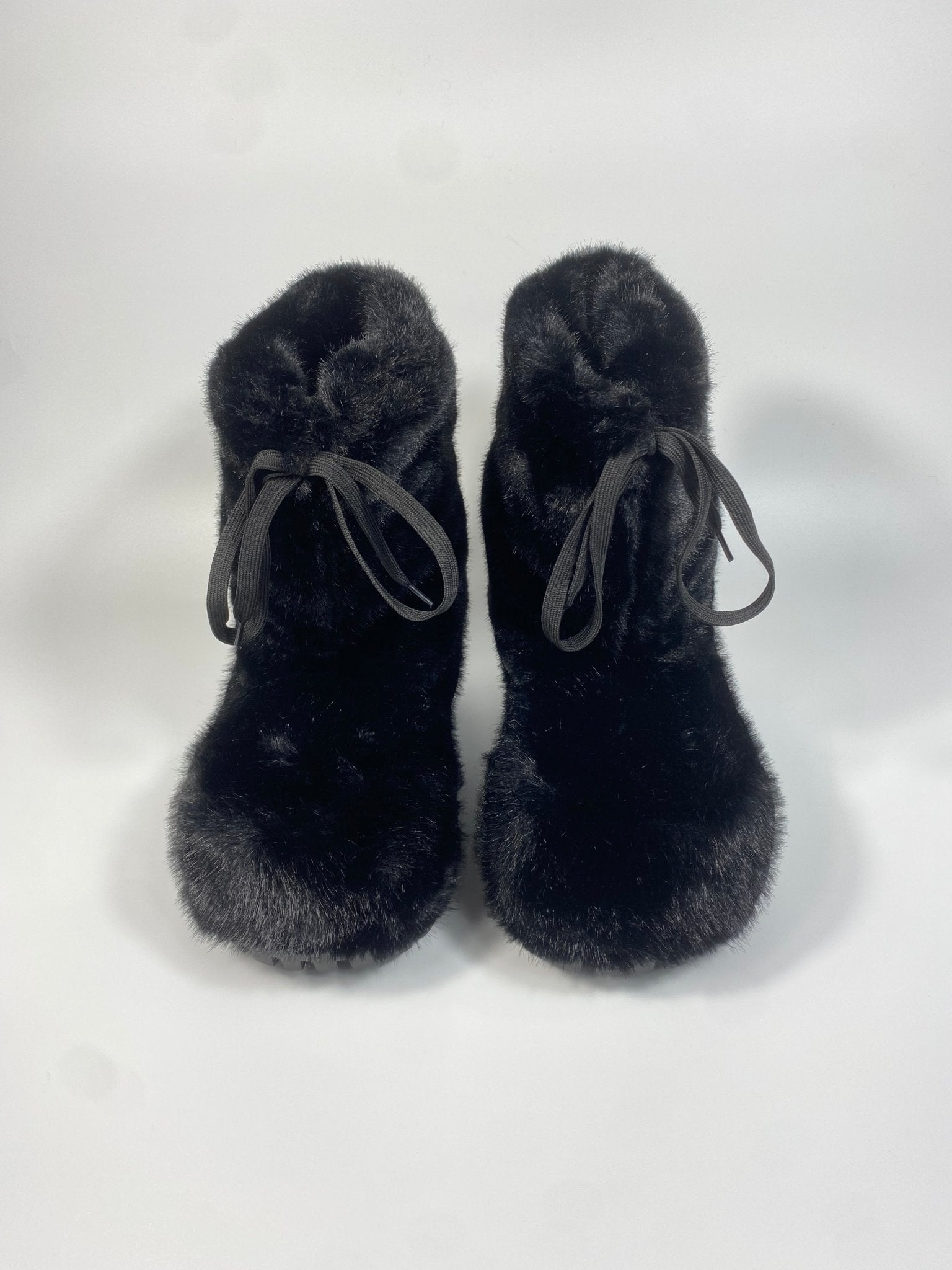 Balenciaga Alaska Fur Boots - DripSparks