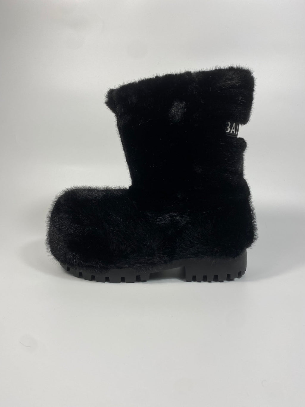 Balenciaga Alaska Fur Boots - DripSparks