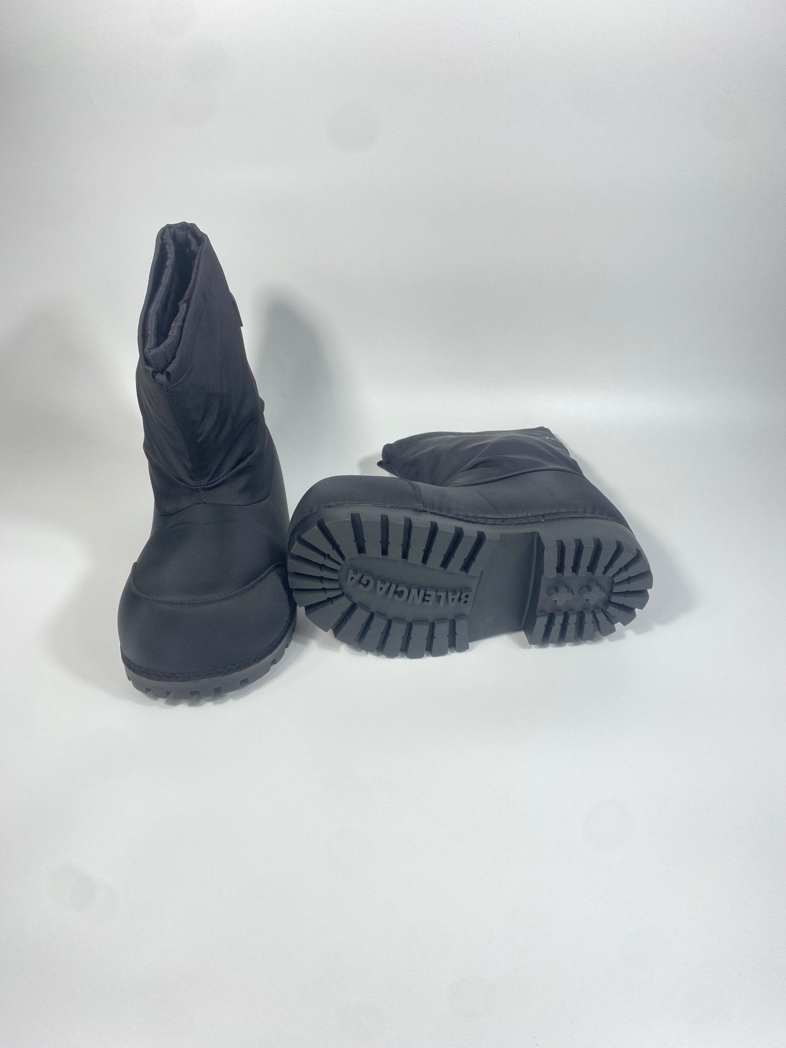 Balenciaga Alaska Ski Boots Skiwear - DripSparks